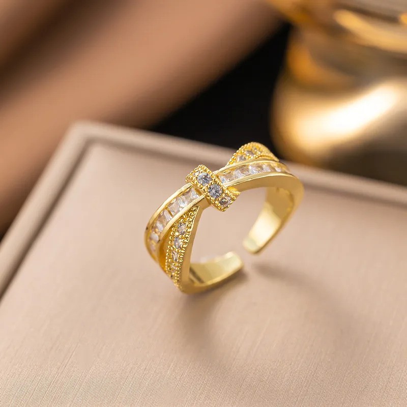 Golden Ribbon Romance Ring