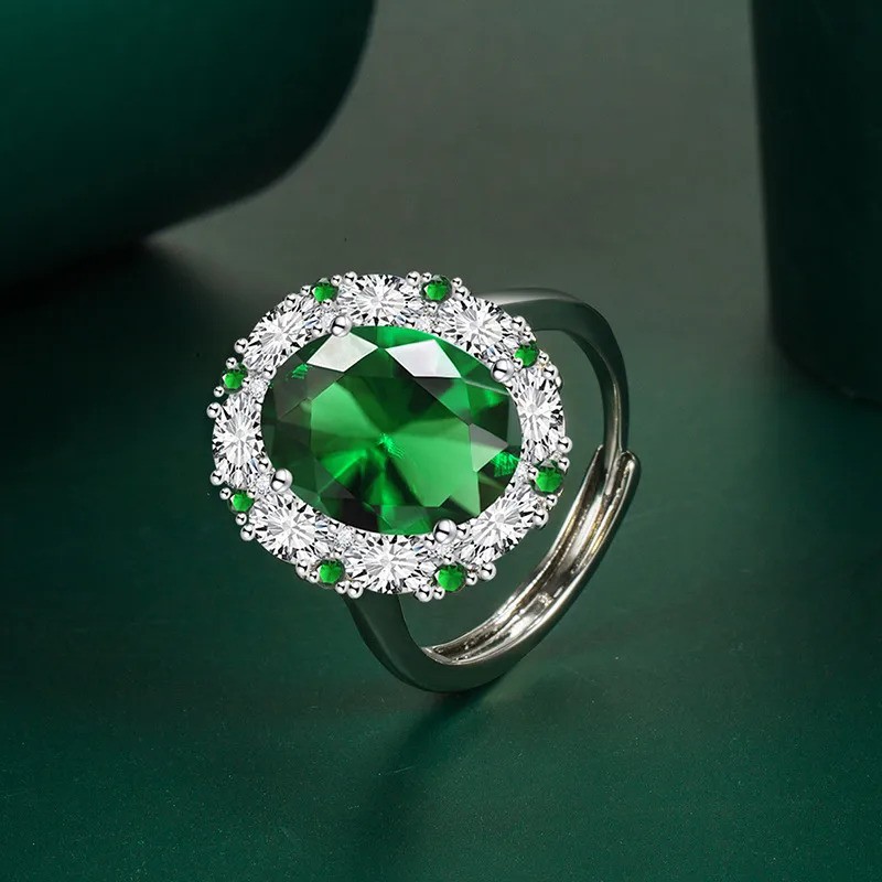 Isadora Emerald Ring
