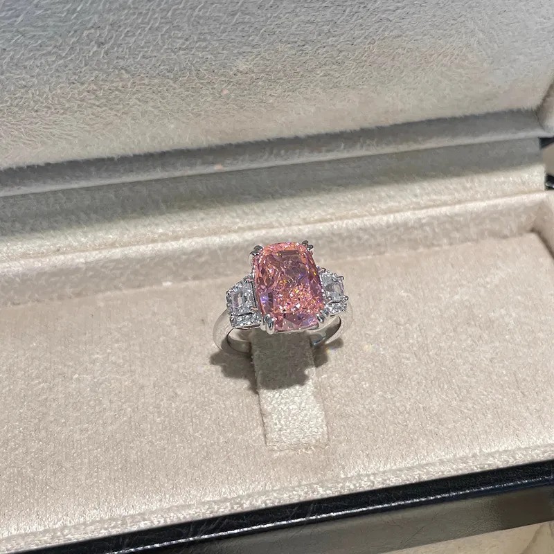 Pink Dynastié Ring